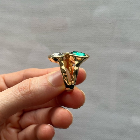 3-Stone Fashion Ring - Picture 4 of 4